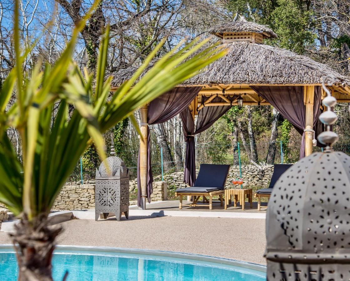 Villa El Sama-In Jacuzzi et Piscine chauffée LʼIsle-sur-la-Sorgue Exterior foto